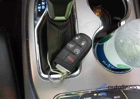 2018 Jeep Grand Cherokee Limited 4X4 из США, поврежденный, VIN 1C4RJFBGXJC373273